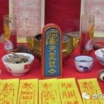 奇番家居供奉神像的上香叩拜礼仪及注意事宜