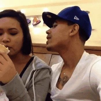 奇番搞笑GIF图:姑娘,你这智商基本没救了!