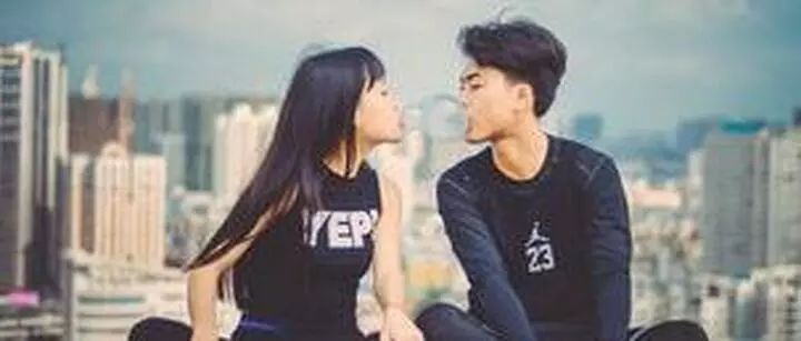 奇番两性情感,女人一旦想“要你”,准会给你这7个“暗号”,到时候别不懂!