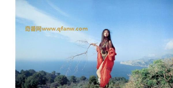 奇番高冈早纪 一个复古美女的写真图片