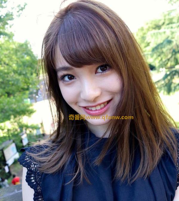 中川红叶可爱写真图片，露齿灿笑如冬日暖阳温暖你我的心