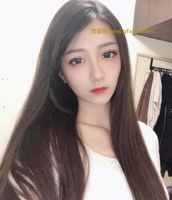 许雅涵(棠乐乐)撩人视角有够饱满，近期福利写真图片