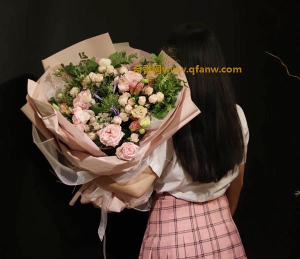 奇番佐野日向子(佐野雏子)再次回归，送上其写真图片欣赏