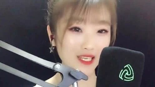 一首《心酸的过客》爱被转移另一星座,转身我们已是过客!