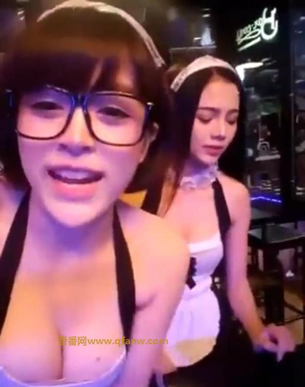 泰国主题酒吧服务生「女仆太爆乳」，最后连警察都受不了把她们全带走…