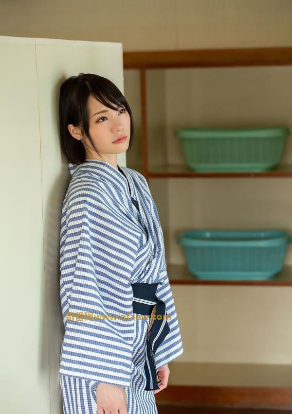 铃村爱里(鈴村 あいり)一共86部作品哪部经典？其个人资料简介